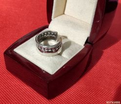  925    : 1000 