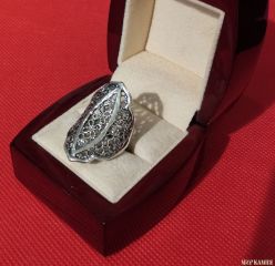 925    : 1100 