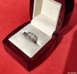 925    350 